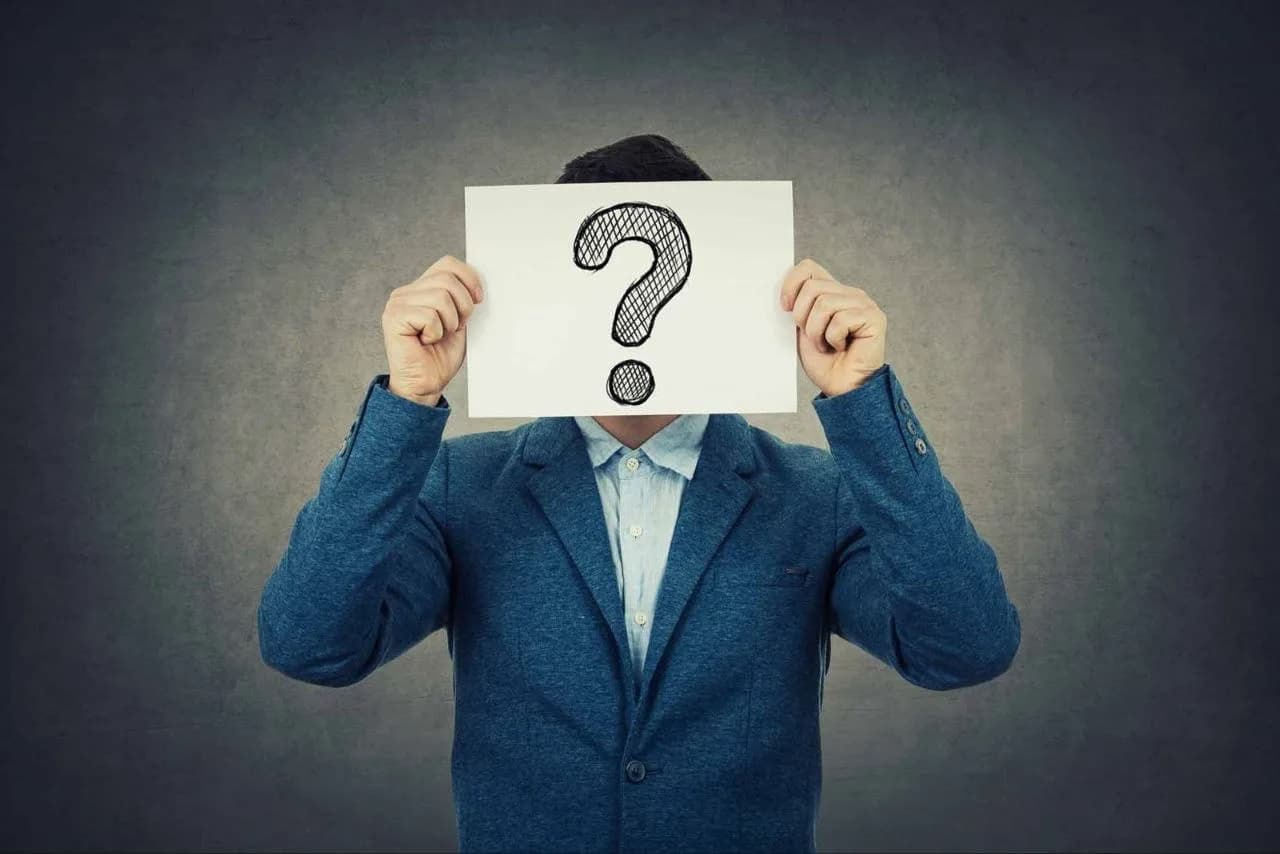 من کیستم؟